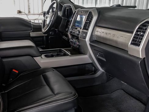 Used 2021 Ford F350 Lariat w/ Lariat Ultimate Package AWD/4WD image 12