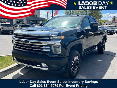 Used 2020 Chevrolet Silverado 2500 High Country w/ Technology Package AWD/4WD image 2