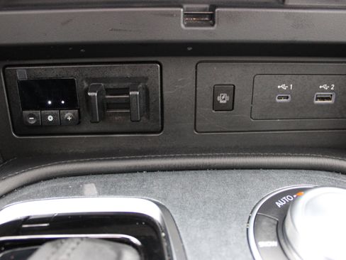 Used 2023 Nissan Armada SL w/ Midnight Edition Package AWD/4WD image 23