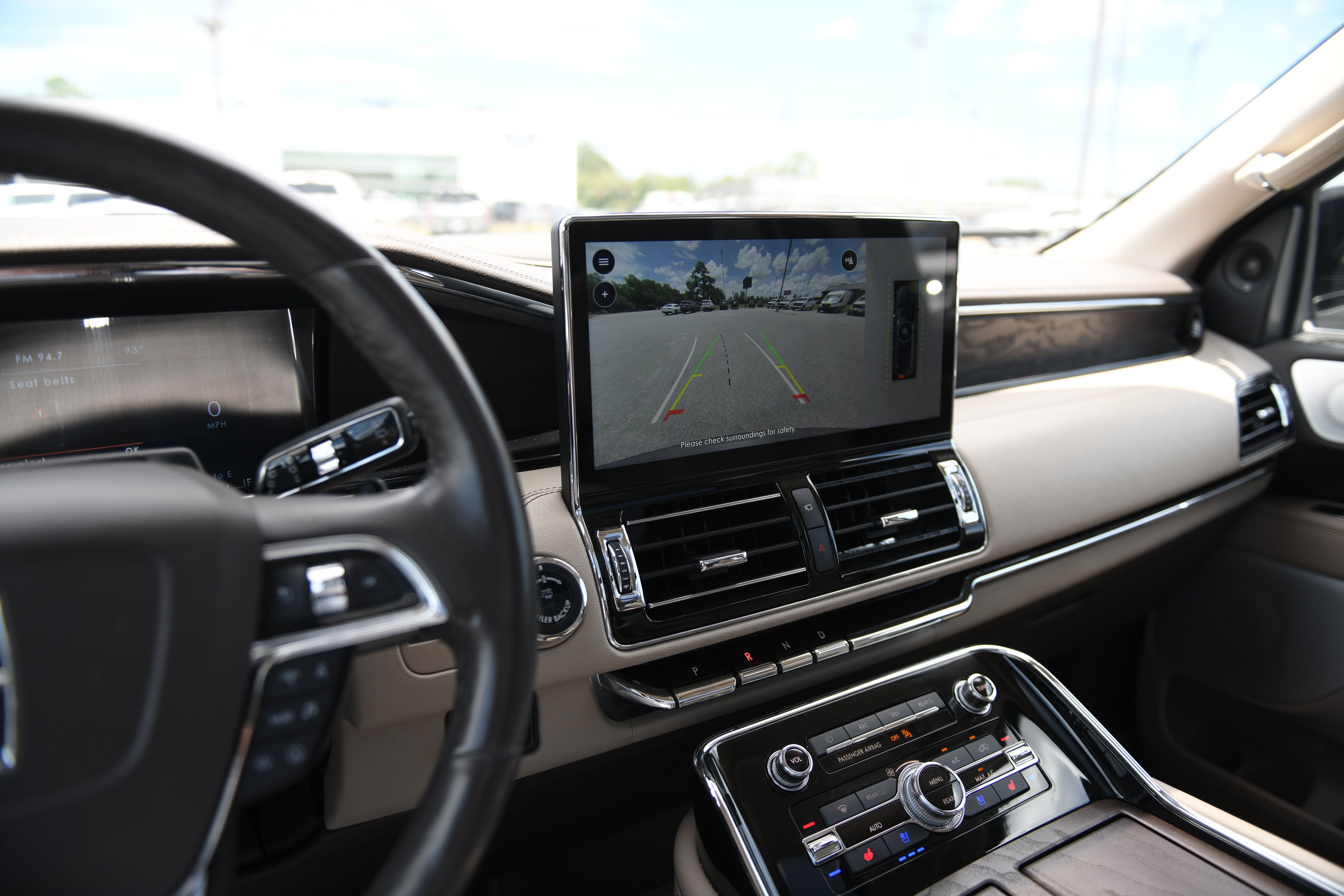Used 2023 Lincoln Navigator L Reserve AWD/4WD image 20