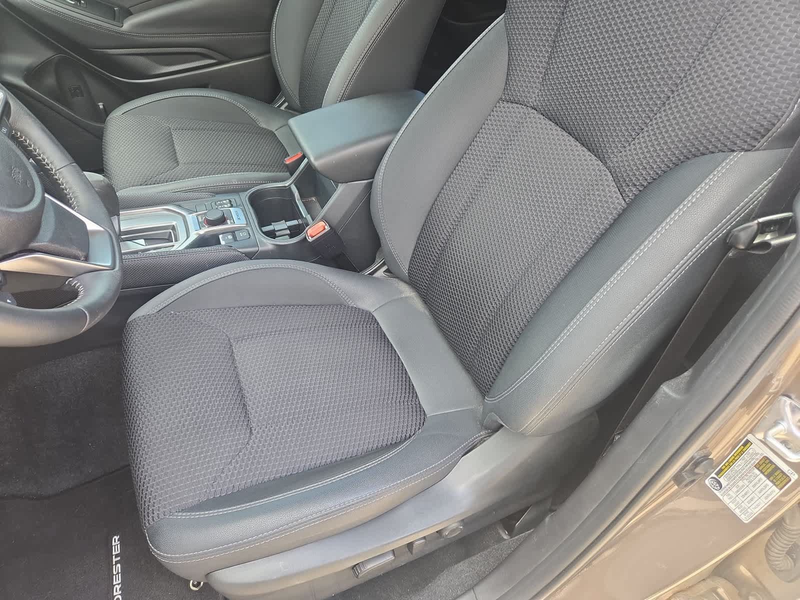 Used 2024 Subaru Forester Premium AWD/4WD image 16