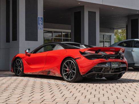Used 2020 McLaren 720S Performance image 32