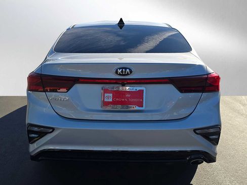 Used 2021 Kia Forte LXS image 4