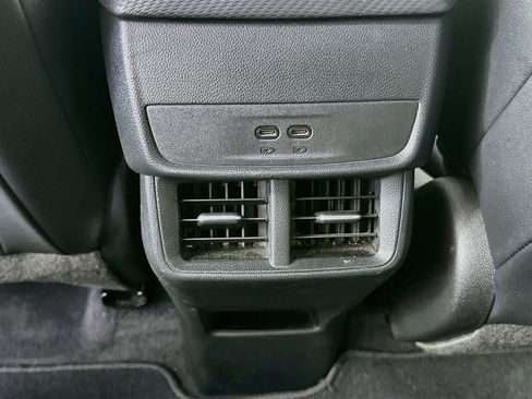 Used 2025 Chevrolet Equinox LT w/ Convenience Package II FWD image 28
