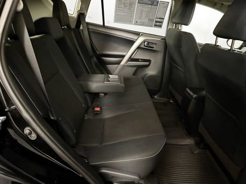 Used 2018 Toyota RAV4 XLE image 38