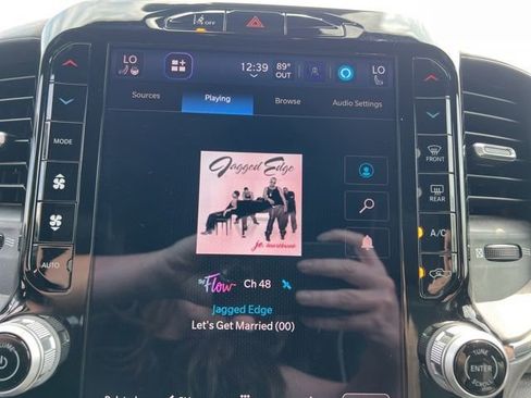 Used 2025 RAM 1500 Laramie image 25