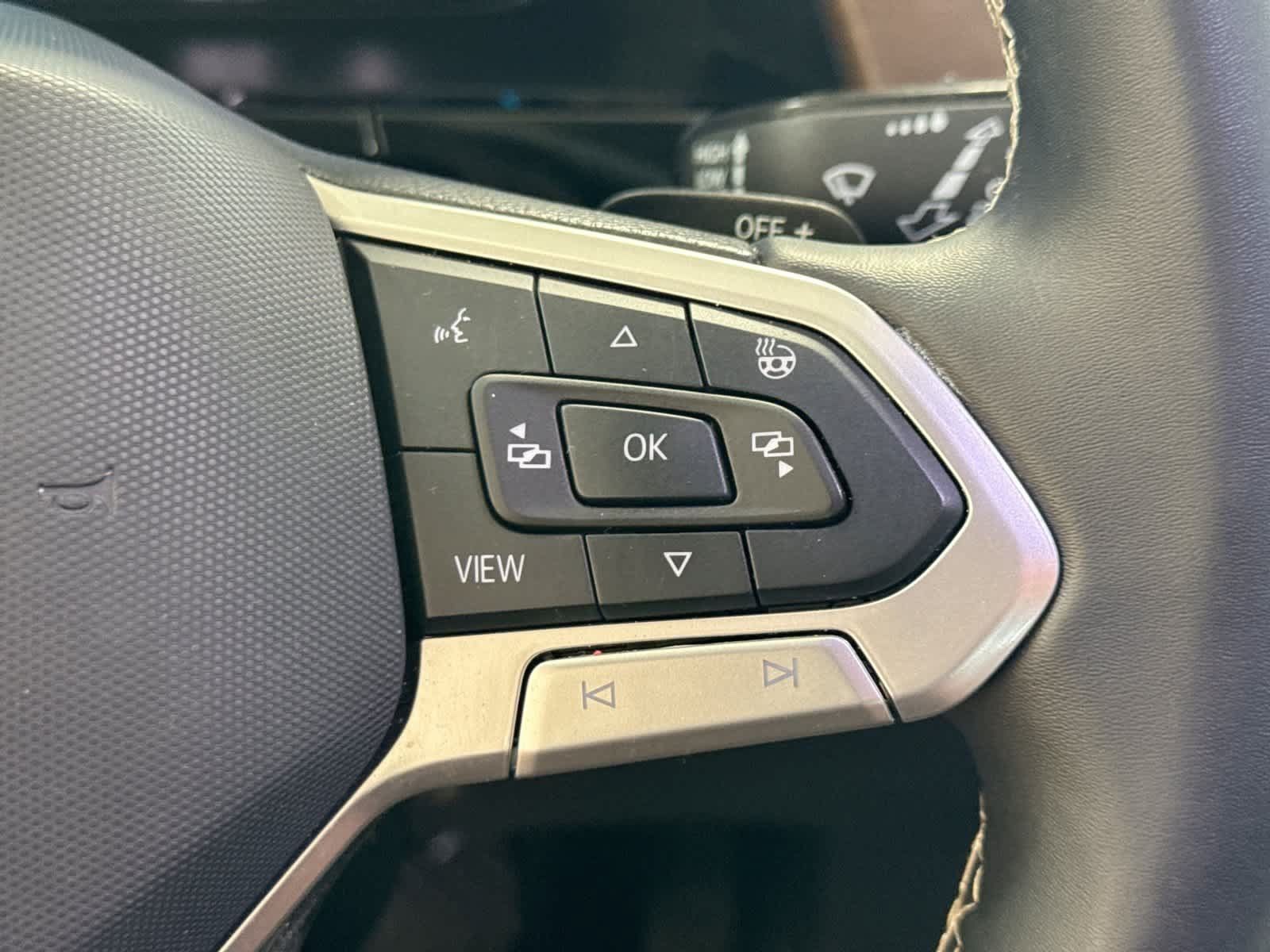 Used 2024 Volkswagen Atlas SE FWD image 30