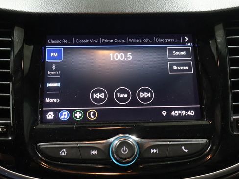 Used 2022 Chevrolet Trax LT w/ Premium Seat Package image 26