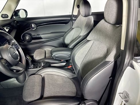 Used 2023 MINI Cooper SE image 11