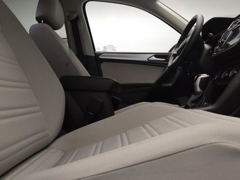 Used 2024 Volkswagen Tiguan S AWD/4WD image 21