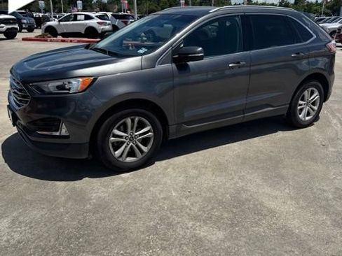Used 2020 Ford Edge SEL w/ Convenience Package FWD image 7