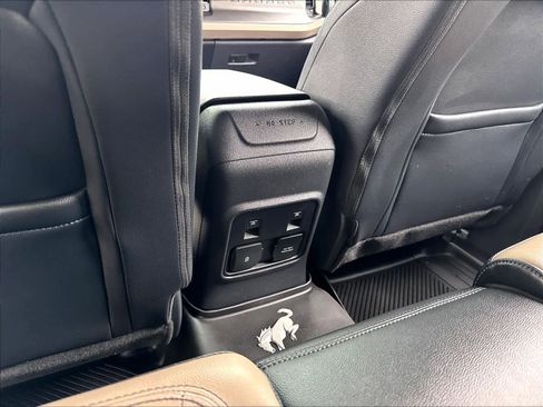 Used 2022 Ford Bronco Wildtrak AWD/4WD image 38