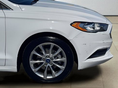 Used 2017 Ford Fusion SE w/ Fusion SE Technology Package FWD image 42