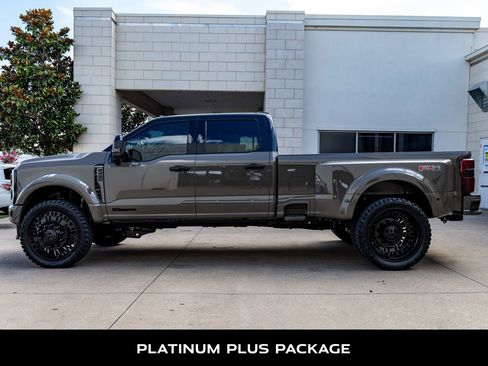 Used 2026 Ford F450 Platinum w/ Platinum Plus Package AWD/4WD image 6