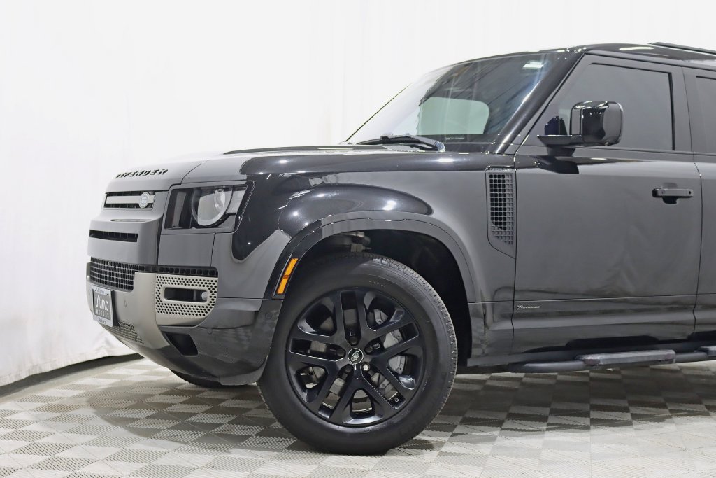 Used 2021 Land Rover Defender 110 X-Dynamic HSE AWD/4WD image 2