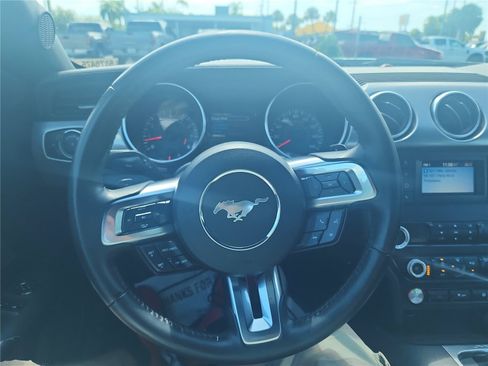 Certified 2020 Ford Mustang GT RWD image 25