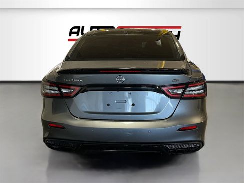 Used 2023 Nissan Maxima SR w/ Sport Mat Group image 6