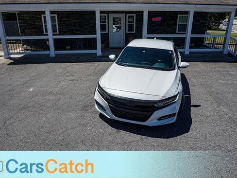 Used 2018 Honda Accord Sport image 3
