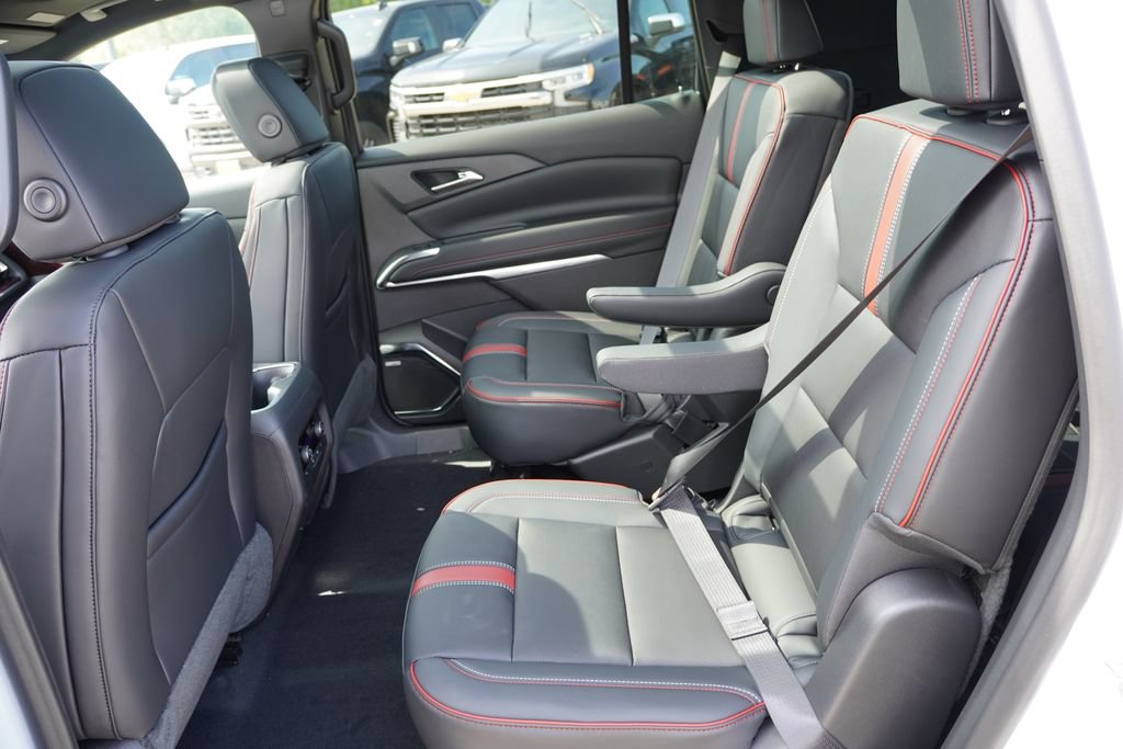 New 2027 Chevrolet Traverse RS AWD/4WD image 11