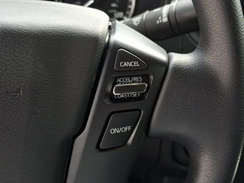 Certified 2024 Nissan Frontier S image 22