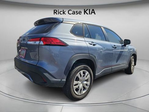 Used 2022 Toyota Corolla Cross L image 5