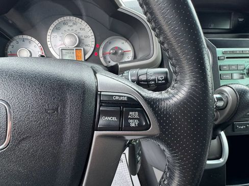 Used 2011 Honda Pilot EX-L image 16