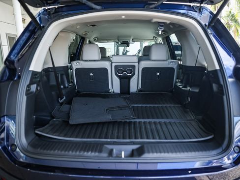 Used 2023 Honda Pilot EX-L image 32