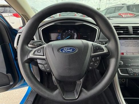Used 2019 Ford Fusion SE FWD image 13