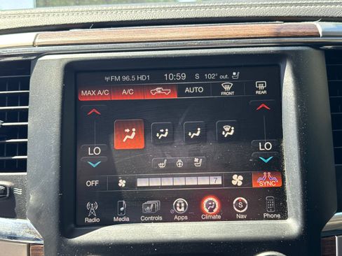 Used 2016 RAM 1500 Laramie w/ Convenience Group AWD/4WD image 11