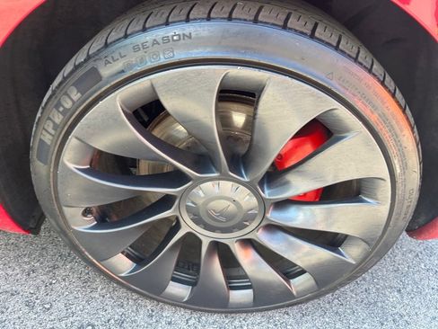 Used 2023 Tesla Model 3 Performance image 10