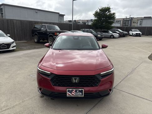 Used 2023 Honda Accord EX-L image 6