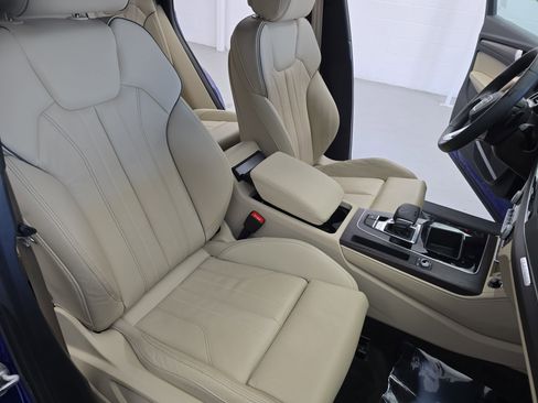 Used 2023 Audi Q5 2.0T Premium Plus w/ Premium Plus Package image 10