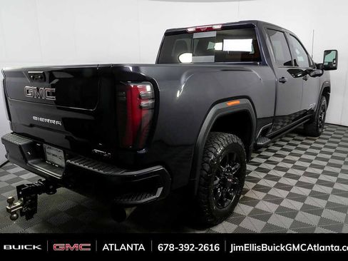 Used 2024 GMC Sierra 2500 AT4 w/ AT4 Premium Plus Package AWD/4WD image 3