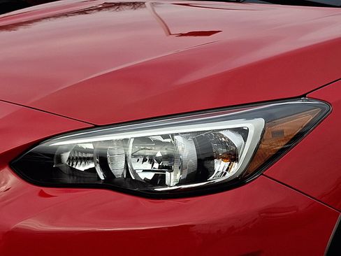 Certified 2023 Subaru Crosstrek 2.0i image 9