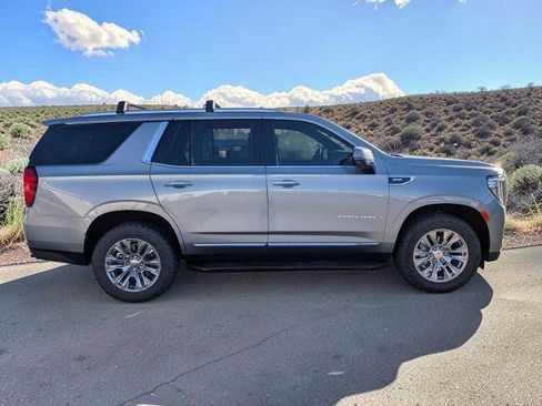 Used 2023 GMC Yukon Denali AWD/4WD image 7
