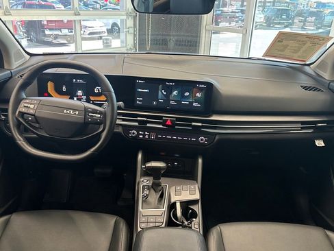 Used 2026 Kia Sportage EX w/ EX Panorama Roof Package image 15