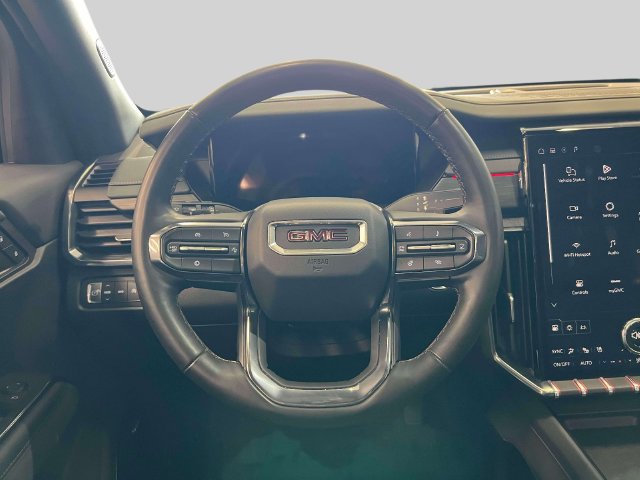 Used 2024 GMC Acadia AT4 w/ Luxury Package AWD/4WD image 18