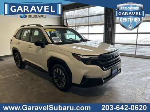 Used 2025 Subaru Forester image 1