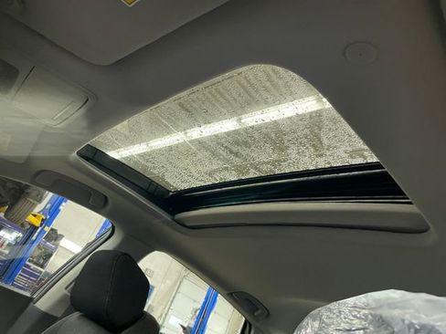 Certified 2023 Honda Accord EX image 16