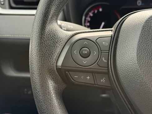 Used 2025 Toyota RAV4 LE FWD image 27