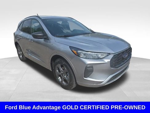 Certified 2023 Ford Escape ST-Line w/ Tech Pack #1 AWD/4WD image 3