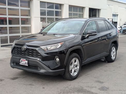 Used 2019 Toyota RAV4 XLE image 10