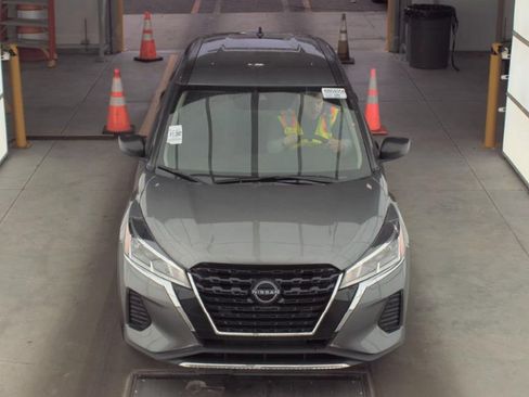 Used 2024 Nissan Kicks S FWD image 2