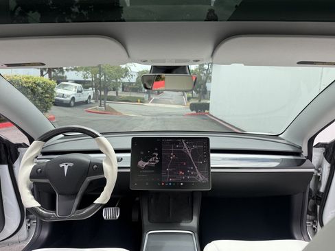 Used 2021 Tesla Model 3 Standard Range Plus RWD image 13