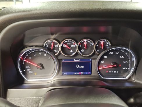 Used 2021 Chevrolet Silverado 1500 RST image 21