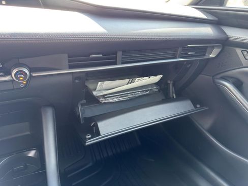 Used 2025 MAZDA MAZDA3 s FWD image 13