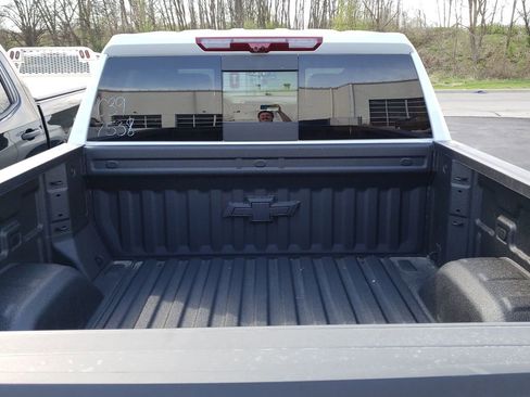 New 2026 Chevrolet Silverado 1500 High Country AWD/4WD image 4