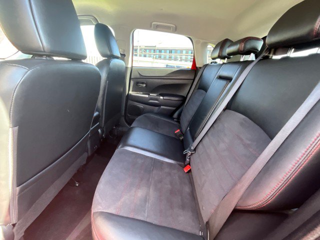 Used 2023 Mitsubishi Outlander Sport ES AWD/4WD image 27
