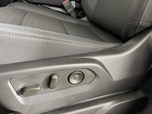 Used 2025 Chevrolet Silverado 1500 LT w/ Safety Package image 25