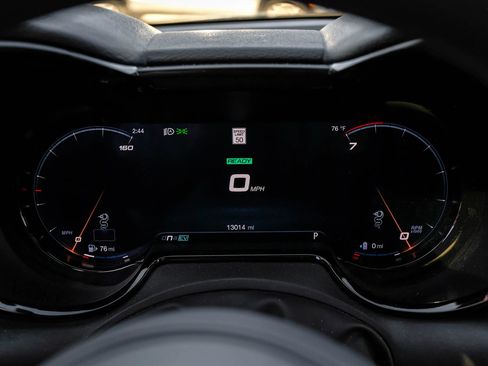 Used 2024 Alfa Romeo Tonale Ti image 25